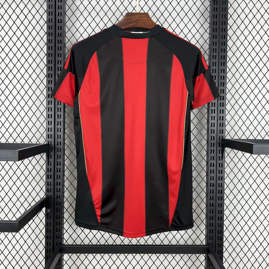AC Milão retro 2010-11