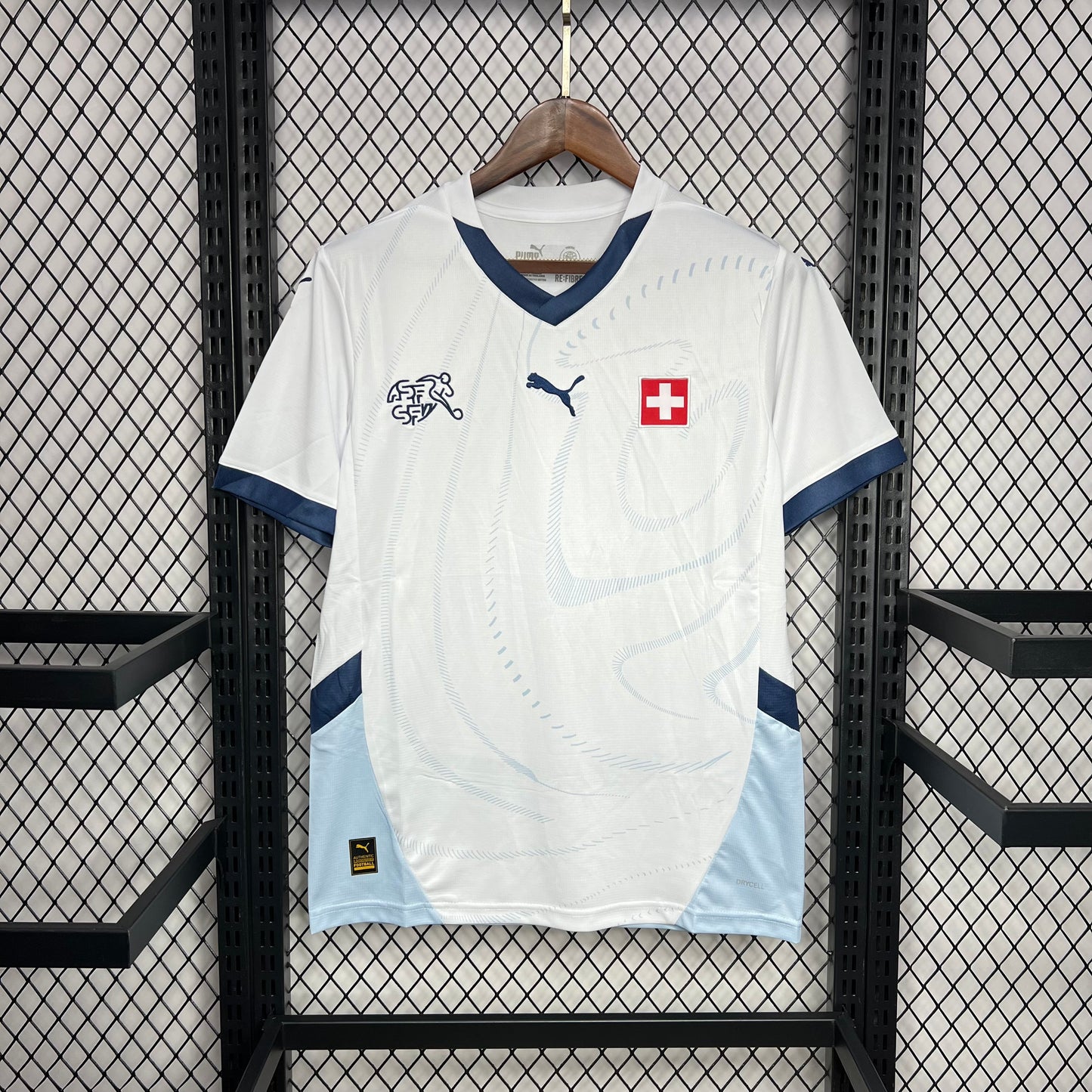 Suiza alternativa 2024-25