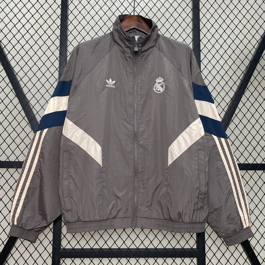 Real Madrid 2024-25 - Chaqueta Gris_Stock