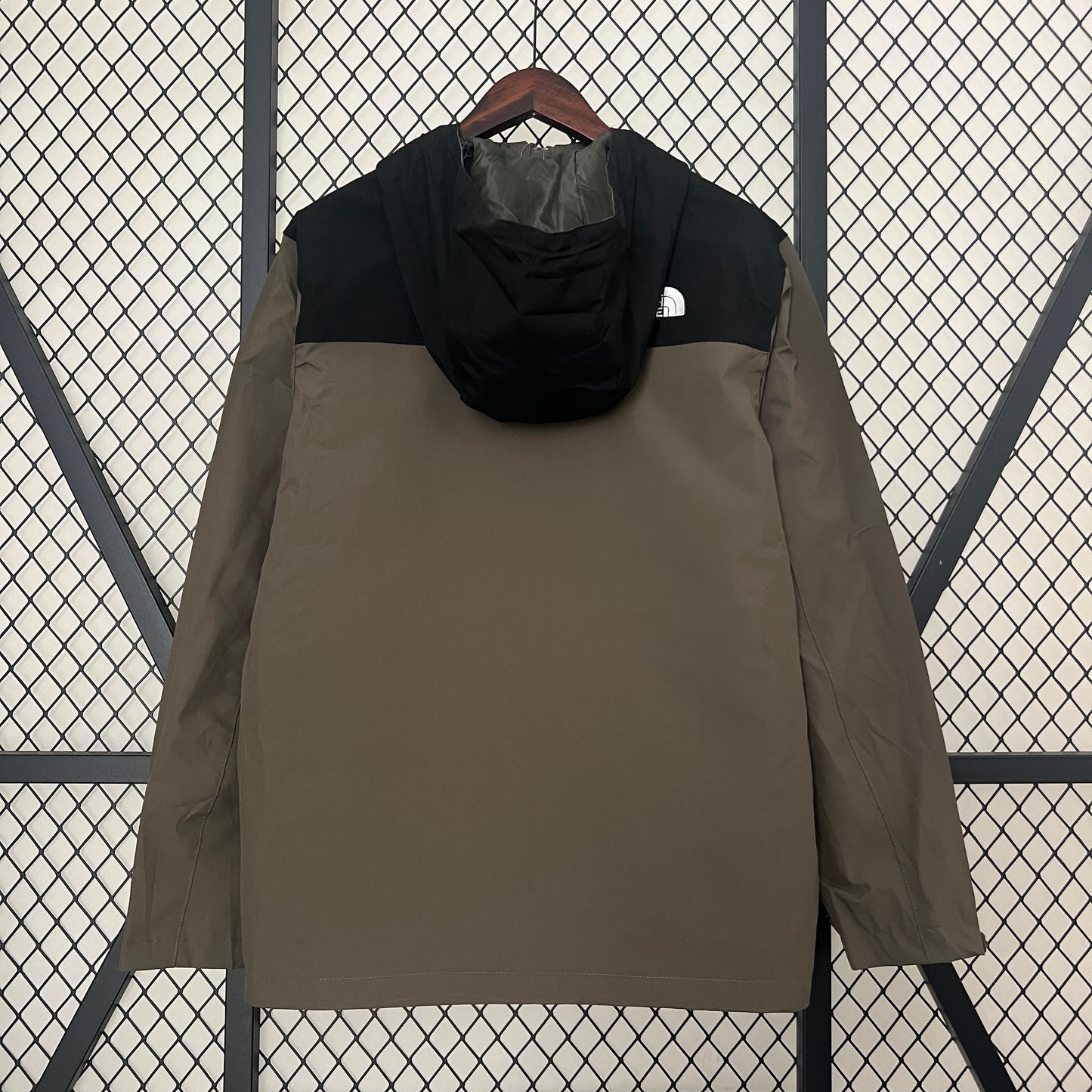 The North Face 2024 Jacket - Brown/Black