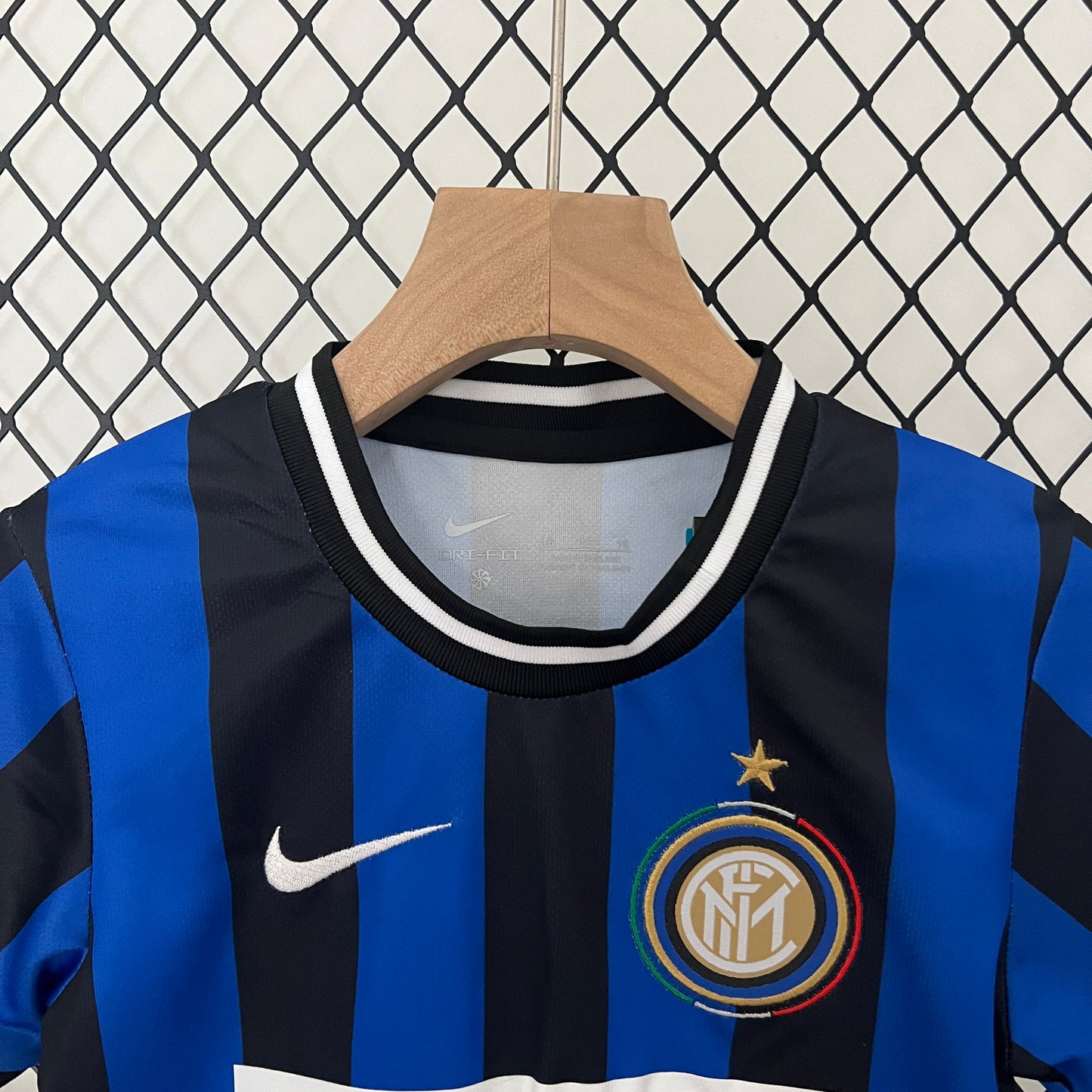 Inter Milan Kids Retro Kit 2009-10