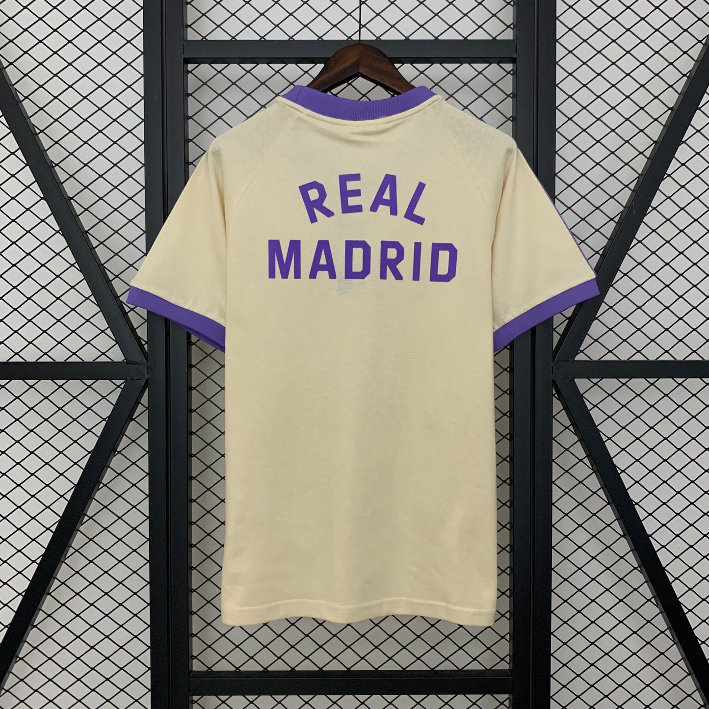 Real Madrid retro 2024