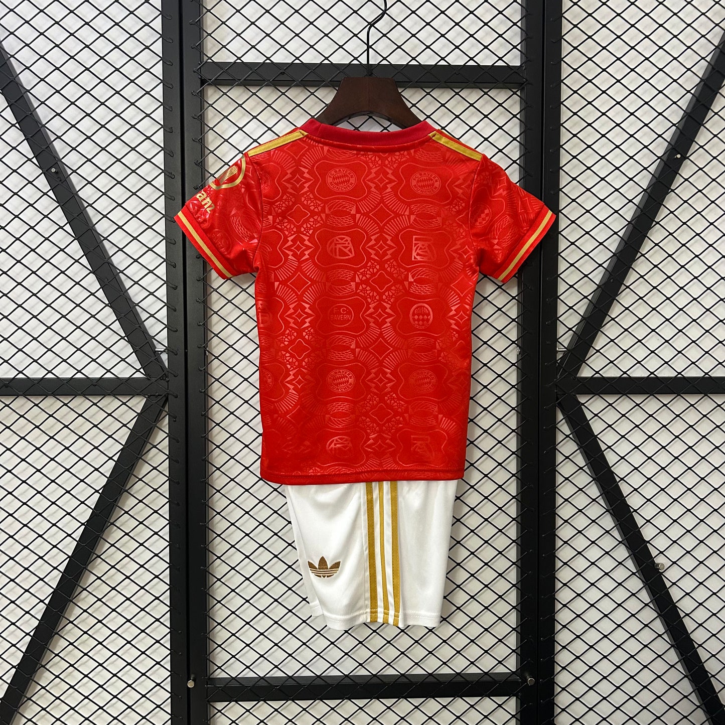 FC Bayern Munich Kit Criança 125th Anniversary 2025-26