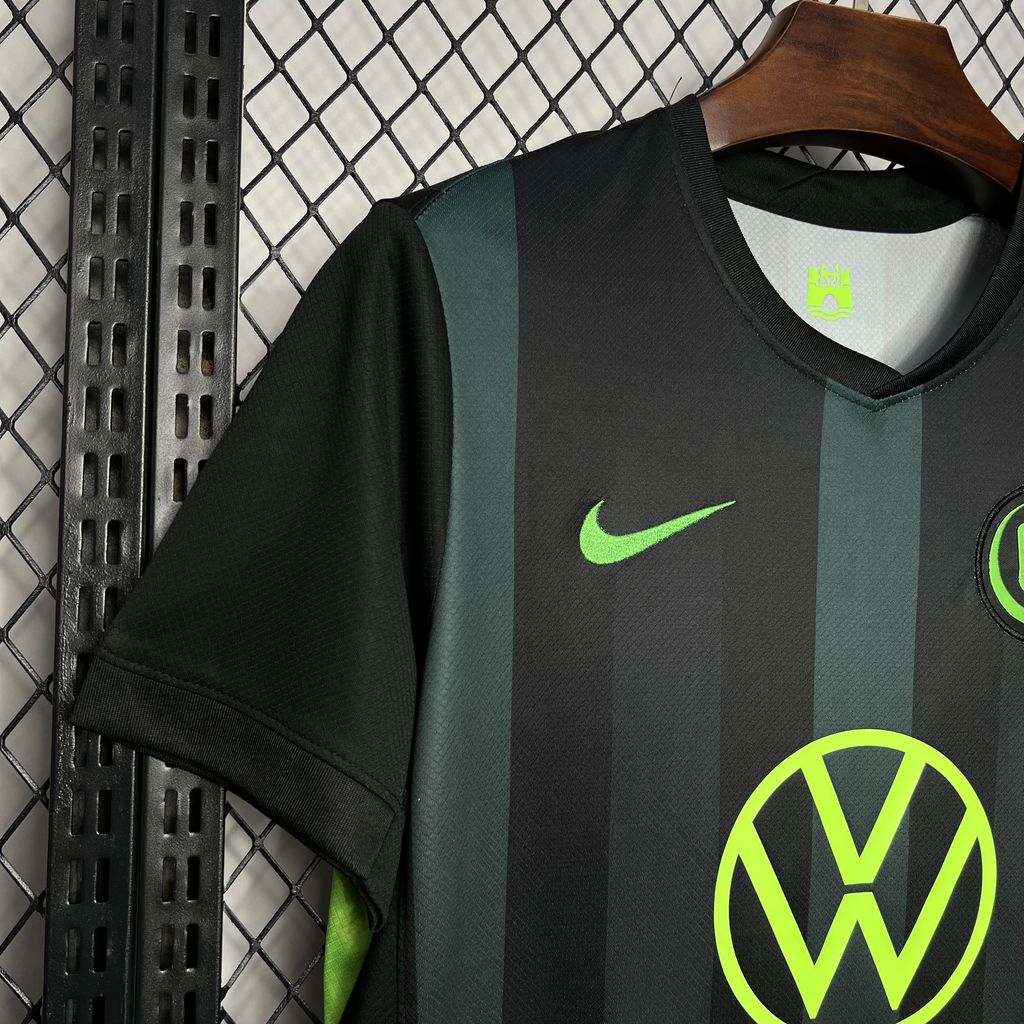 Wolfsburgo alternativa 2024-25