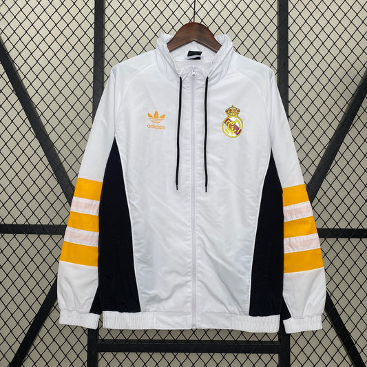 Real Madrid 2024-25 - Chaqueta_Stock